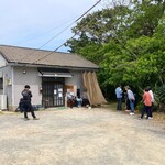 ラーメン敏 - 開店前の行列