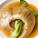 鱶鰭の姿煮込み～紅焼扒翅～