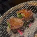 炭火焼肉 清次郎 北新地店 - 