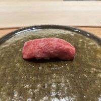 士士 - 
