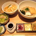 あさひや - ランチセット(親子丼のLときつねそばのL)