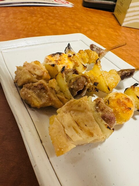 炭火焼 本陣 - 錦岡（焼き鳥）