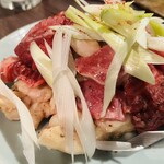 炭火焼肉ホルモン うらら - ホルモンミックス