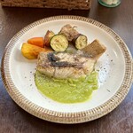 バルバルキッチンアメリ - ランチ：スズキのポワレうすいえんどうソース(¥1,400)