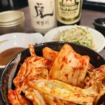 炭火焼肉ホルモン うらら - 生キムチ
