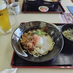 愛徳荘 - 牛すきみぶっかけうどんセット