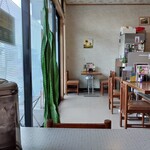 麺カフェ ひまわり - 店内