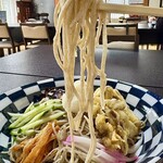 そば処 かずき - 「常陸秋そば」を2:8の割合で手打ちした蕎麦。