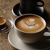 カフェラテ/Cafe Latte　（Hot or Ice）