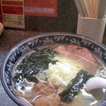 たから家 - 一番人気らしい塩ラーメン…