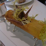 Epicure - ヴィアンド　ブレス産鳩のスパイスと蜂蜜風味の照る焼き　クミンで味付けをしたフェンネルのコンポテ　ディアブルソース