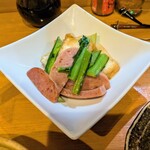 はな花 - 厚揚げとチューリップ島ハム炒め