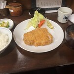 丸五 - 特ロースカツとセットメニュー