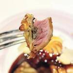 シェ・イノ - 仔羊のパイ包み焼き“マリア・カラス風”⑥