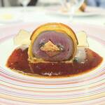 シェ・イノ - 仔羊のパイ包み焼き“マリア・カラス風”③