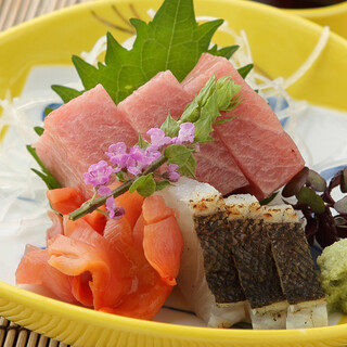 四季の美味、包丁と出汁が仕立てます