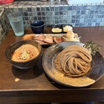 麺屋 みつば クローバー本店 - "汁並みつけ麺(中)"1,300円と"特製トッピング"500円♪