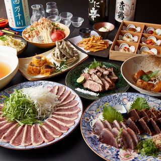 名物『かつをの藁焼き塩たたき』や季節のお料理が味わえるコース