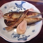 泉や - 自家製の鮎の風干し 
      