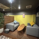 7CHEESE - ソファ席は大人気！