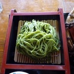 Aiso - 季節のかご盛りセット（鰻いいむし付き）の茶そばのアップ