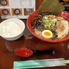 春夏冬 - 熊本ラーメンと小ライス
