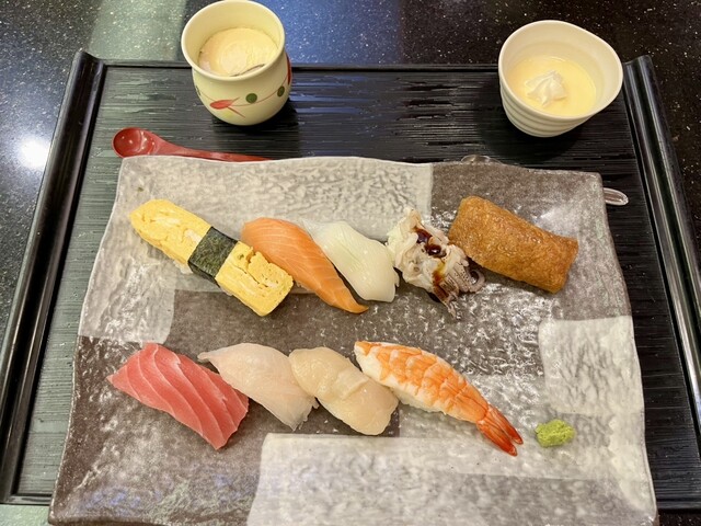 すしページ 沼津すし之助 青葉台店 - 恩田/回転寿司 | 食べログ