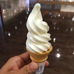 北海道ごろごろ - 新ソフトクリーム（こいミルク）(^_^)