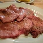 炭火焼 ゆうじ - 上タン