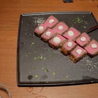 肉料理 KOJIRO - 牛カツレツ。いい赤身。