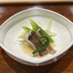 299056017 - アブラメの昆布締めの焼き霜、山独活、ふき、秋田県産ガンソク、うるい
