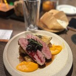 二階の洋品店 - 合鴨ロースト　ブラッドオレンジと人参、カシス