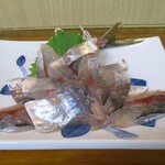 早苗寿司 - 鯵 お造り 600円（税込）。