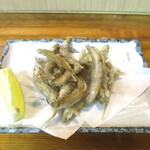 早苗寿司 - わかさぎ唐揚げ 400円（税込）。