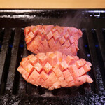 焼肉ホルモンうちだ - ☆立体的なカットがステキ☆
