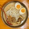 麺場 田所商店 - 北海道味噌らーめん 913円、麺大盛り 1.5倍 121円、味噌漬け煮玉子 154円
2025年5月9日