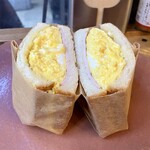 サンドイッチ クラブ - オムレツとハム1,000円