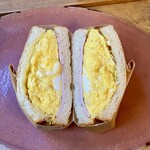 サンドイッチ クラブ - オムレツとハム1,000円