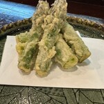 番屋ながさわ - アスパラの天ぷら
