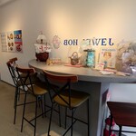 BON JEWEL - 壁際カウンター席