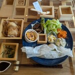 masu cafe - ランチ全体図