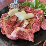 焼肉 白雲亭 - ロースとカルビ