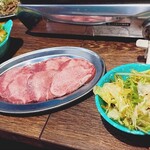 ホルモン焼肉酒場 ふたば - 