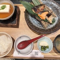 銀座米料亭 八代目儀兵衛 - 三種の焼き魚御膳
