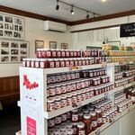 Sawa Ya Kyu Karuizawa Ten - 25/04/30 店鋪左側