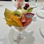 タカノフルーツパーラー 川越丸広店 - フルーツパフェ  ¥1,870