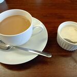 デリーダイニング - 