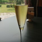 レストランシーサイド - スパークリングワイン　グラス