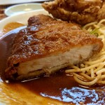 むつみ食堂 - デミロースかつ断面