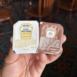 Columbia Harbour House - 『LOBSTER ROLL $18.00』 『NEW ENGLAND CLAM CHOWDER $6.79』 『COCA COLA $4.79』